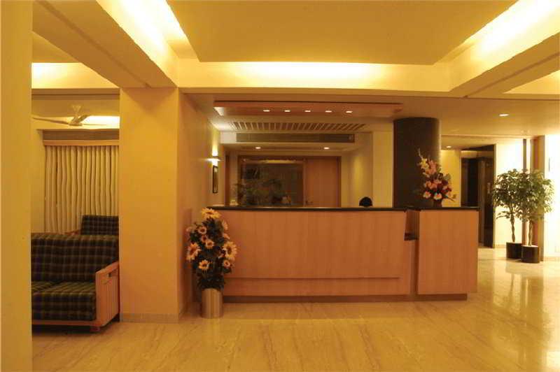 Hotel Skylon Ahmedabad Exterior photo