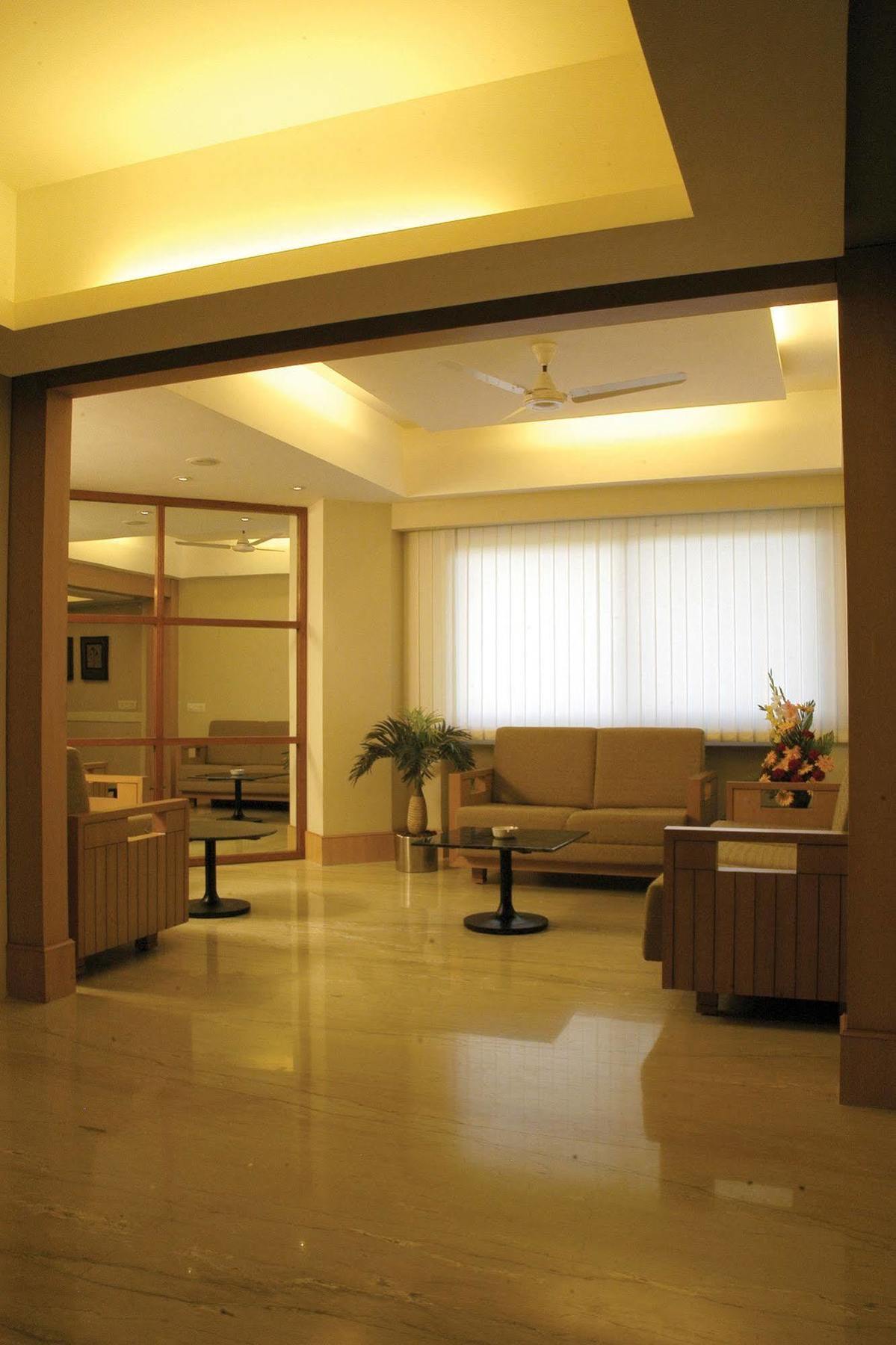 Hotel Skylon Ahmedabad Exterior photo